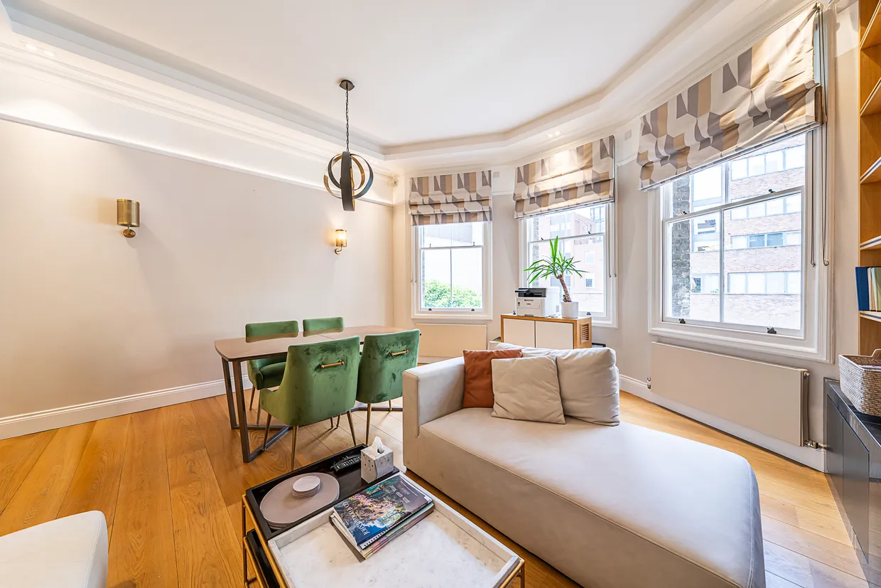 Kensington Court, London, W8 photo 14