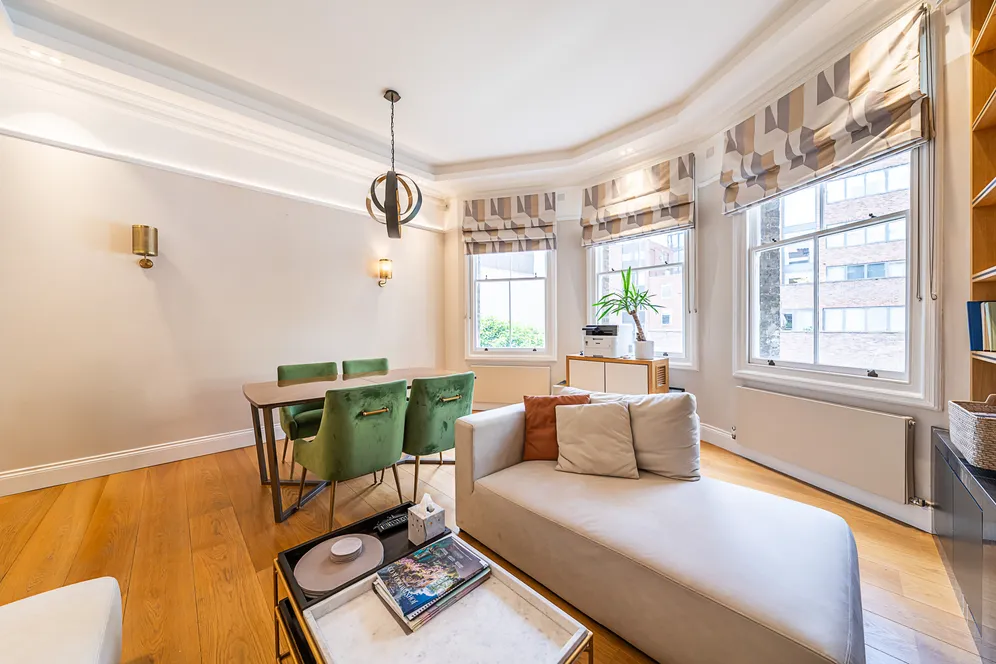 Kensington Court, London, W8 photo 14