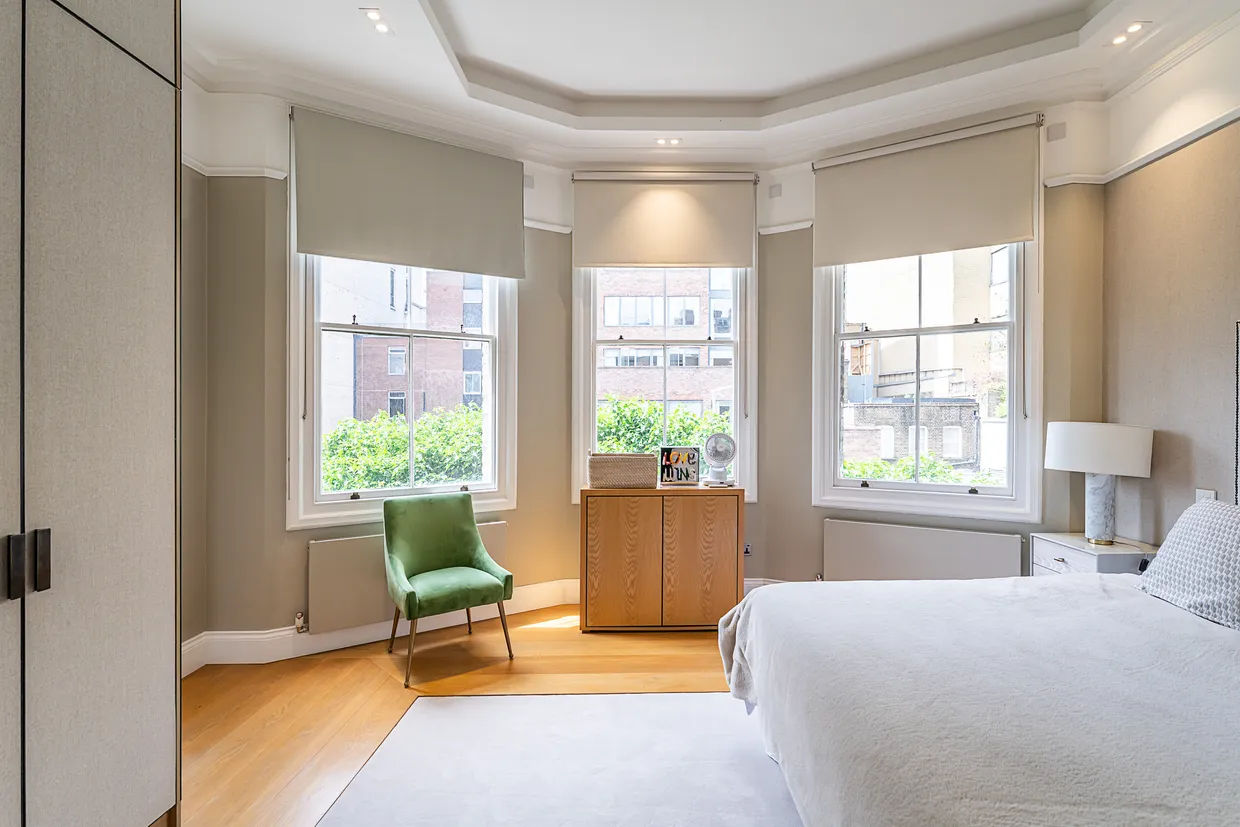Kensington Court, London, W8 photo 20