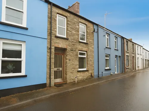 Swan Street, Llantrisant, Pontyclunphoto