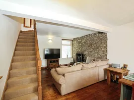 Swan Street, Llantrisant, Pontyclun thumb 3