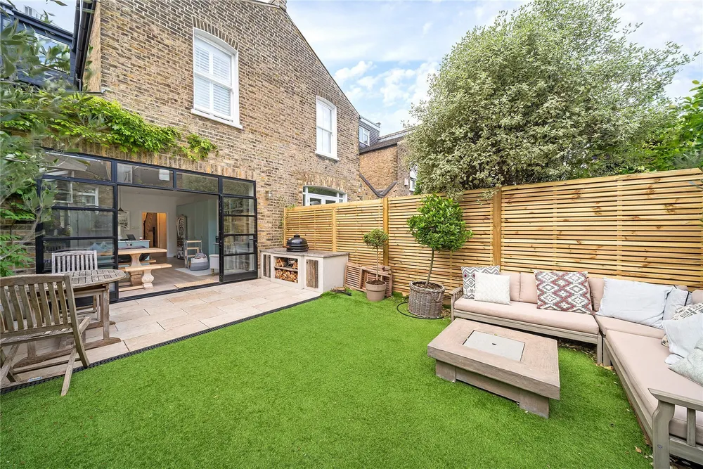 Rudloe Road, London, SW12