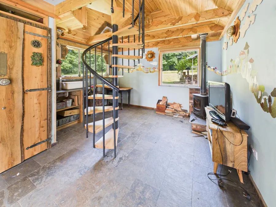 Property Image 24