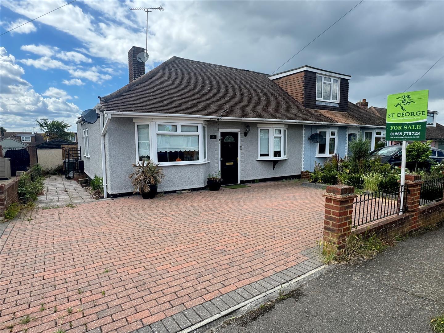Danbury Road, Rayleigh Image 1