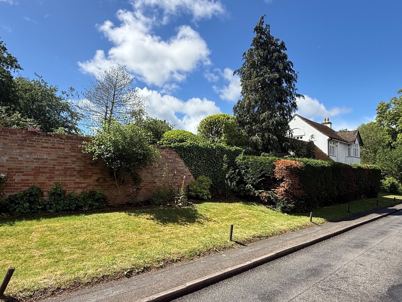 Forest Road, Binfield, Berkshire, RG42 Image 18
