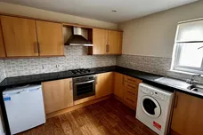 George Court, Irvine
