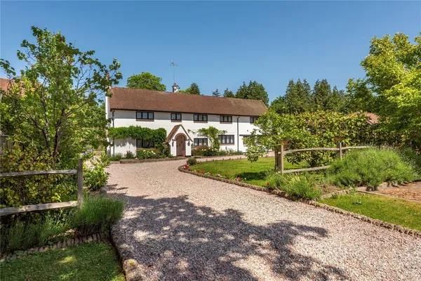 Wonford Close, Walton on the Hill, KT20 photo 1