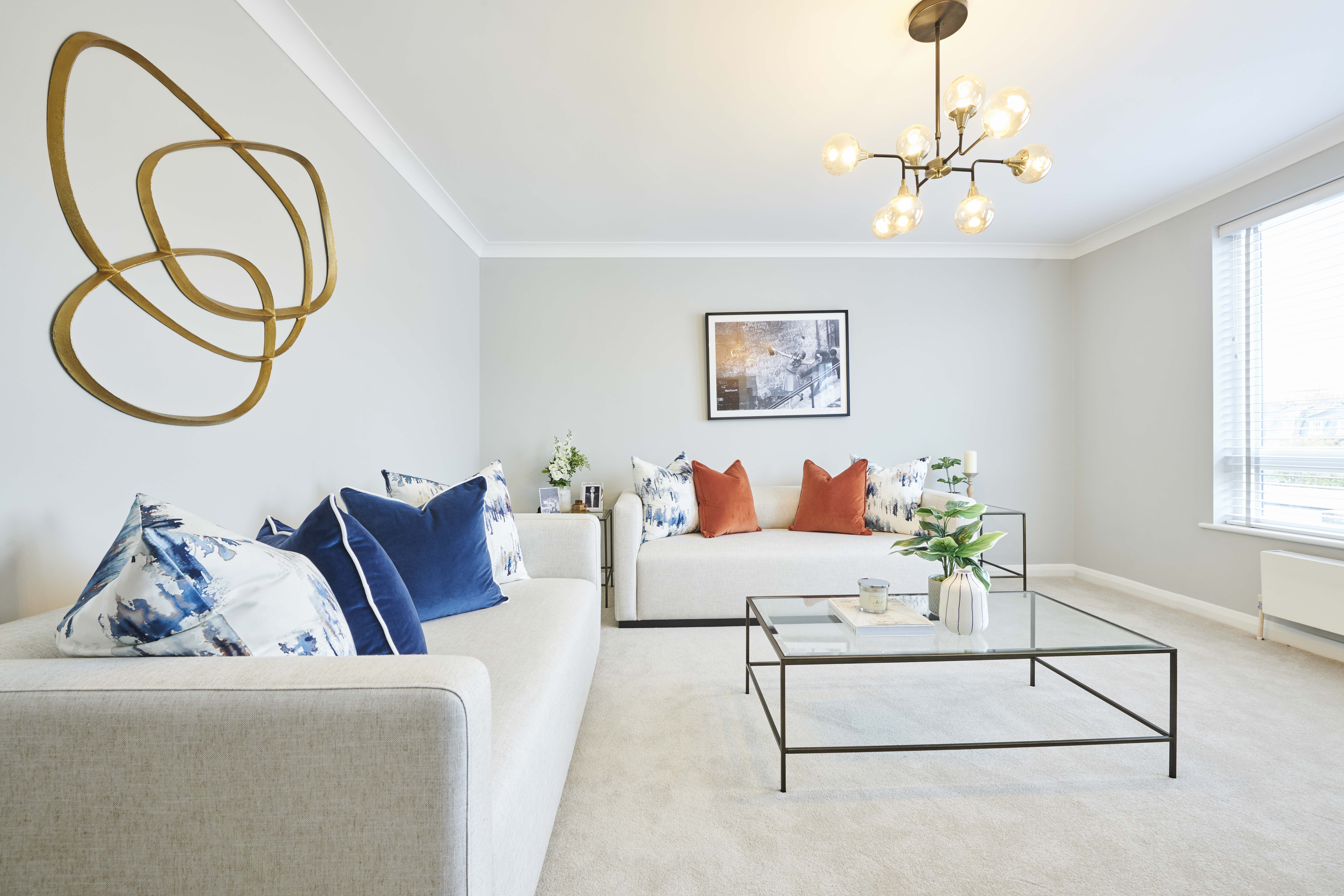 Luxury Apartment To Let  Interior Designed & Concierge  SW3 Image 1