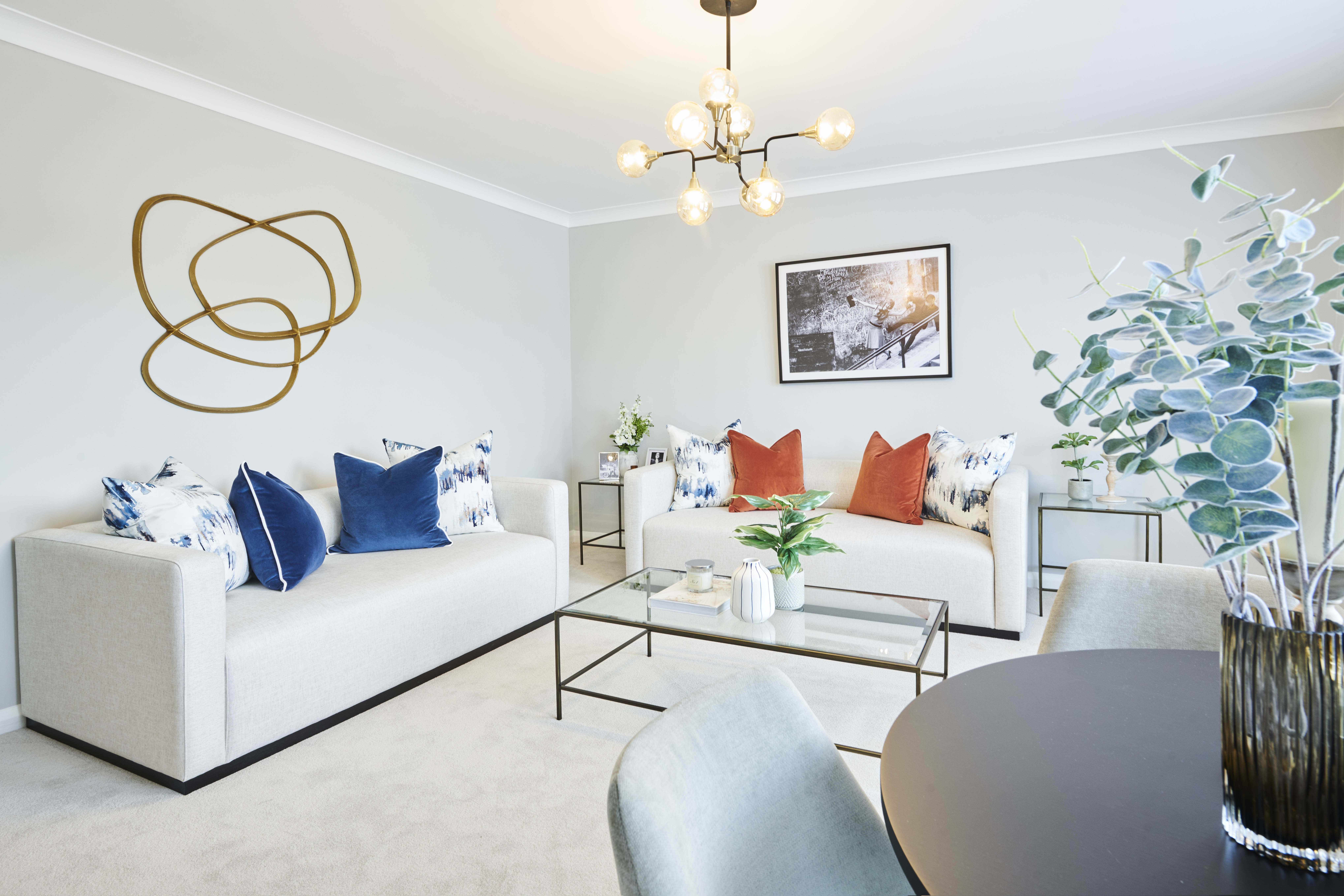 Luxury Apartment To Let  Interior Designed & Concierge  SW3 Image 3