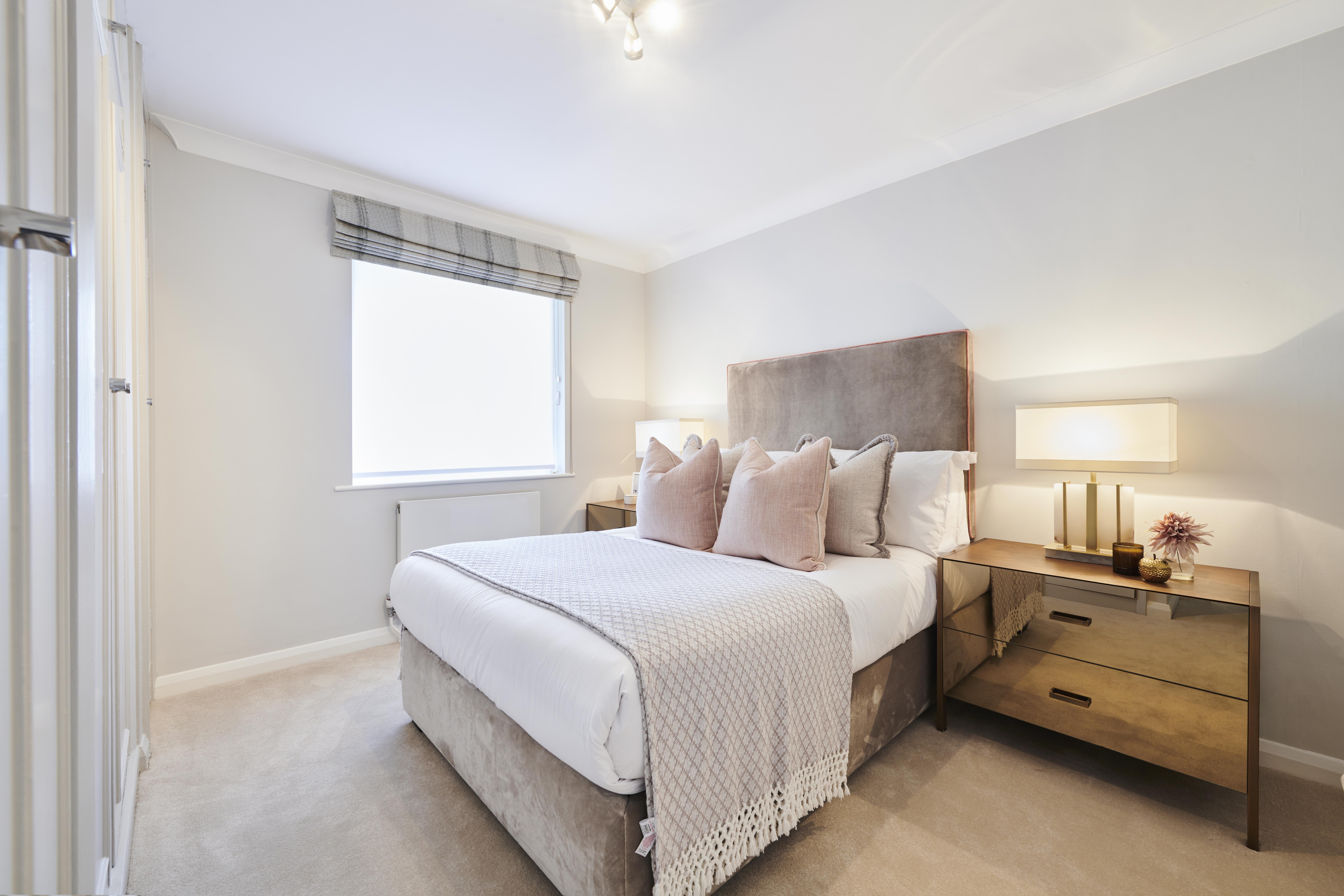 Luxury Apartment To Let  Interior Designed & Concierge  SW3 Image 7