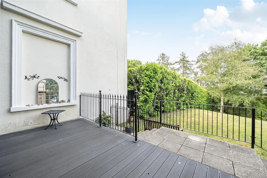 Property Image 15