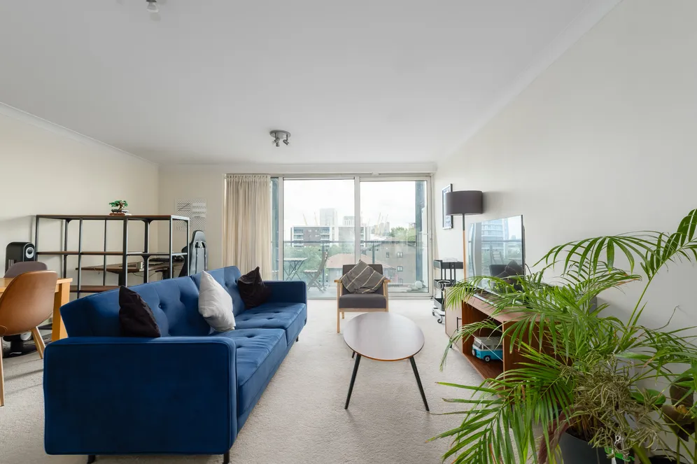 Boardwalk Place, London, E14 photo 3