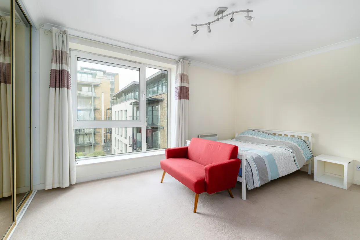 Boardwalk Place, London, E14 photo 6