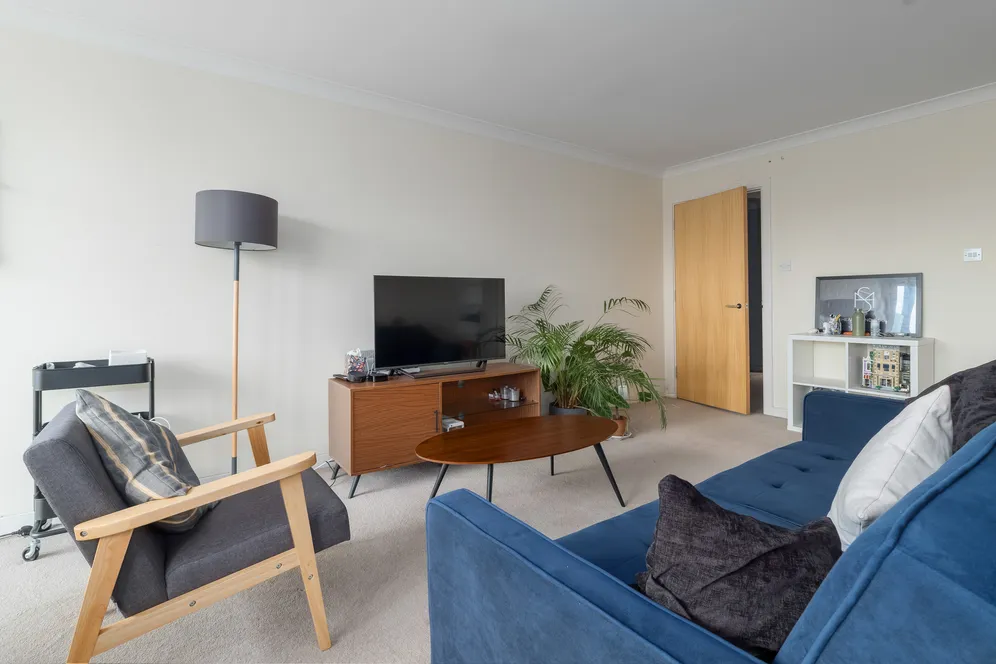 Boardwalk Place, London, E14 photo 13