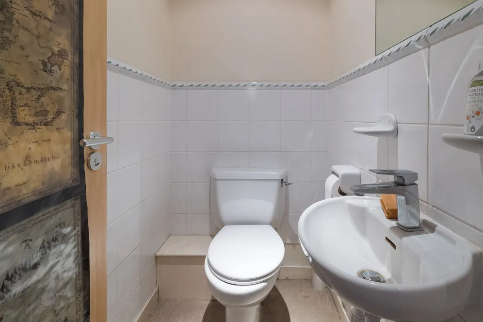 Boardwalk Place, London, E14 photo 19
