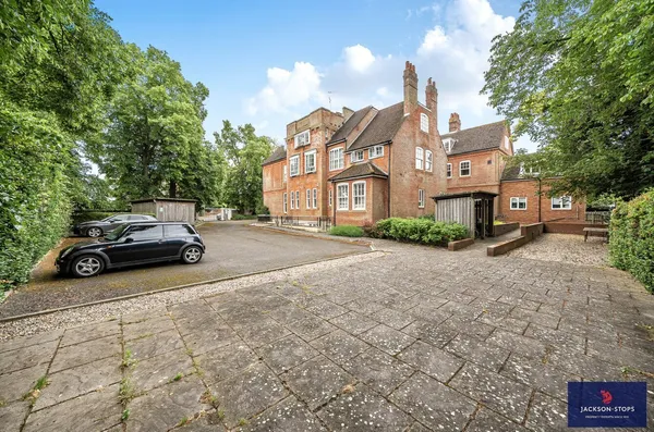 Falmouth Avenue, Newmarket, CB8 photo 3