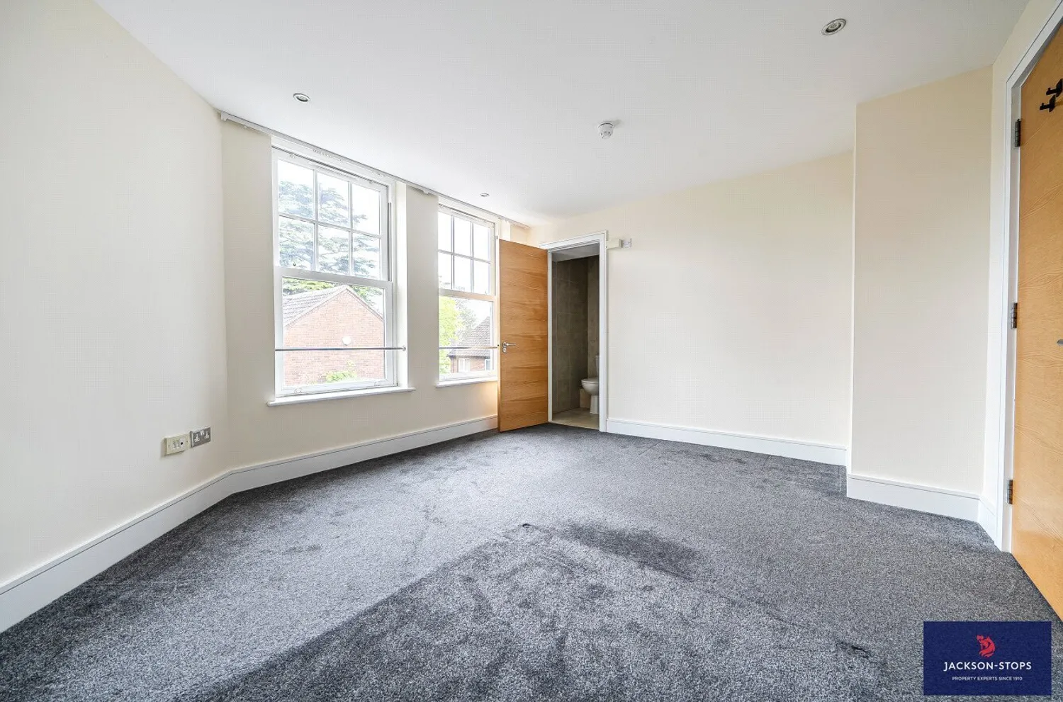 Falmouth Avenue, Newmarket, CB8 photo 9