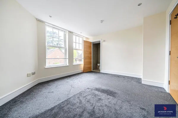 Falmouth Avenue, Newmarket, CB8 photo 9