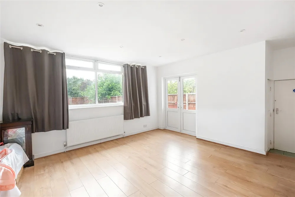 Poplar Walk, London, SE24