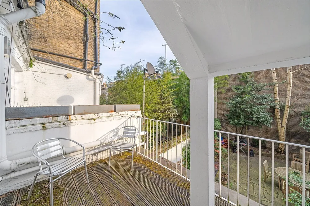 Roland Gardens, South Kensington, London, SW7