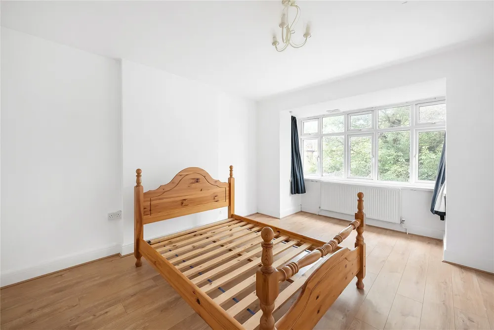Poplar Walk, London, SE24