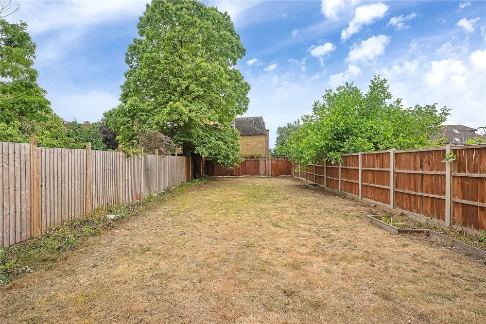 Poplar Walk, London, SE24