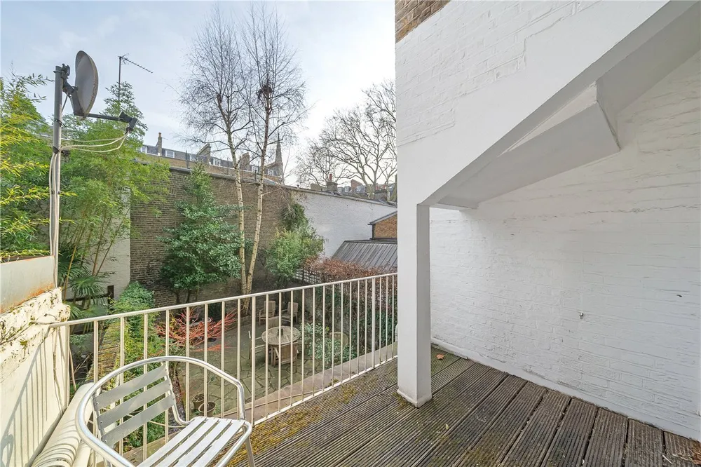 Roland Gardens, South Kensington, London, SW7