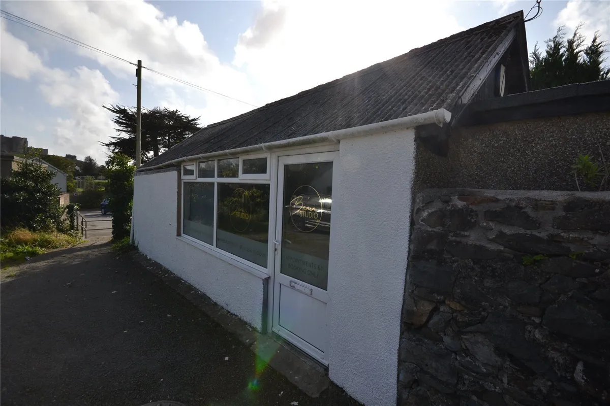 High Street, Criccieth, Gwynedd, LL52