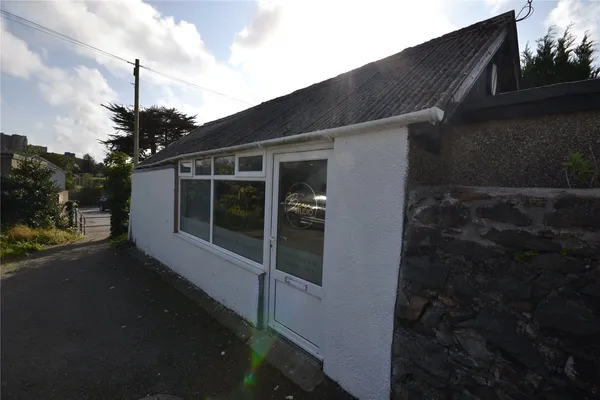 High Street, Criccieth, Gwynedd, LL52
