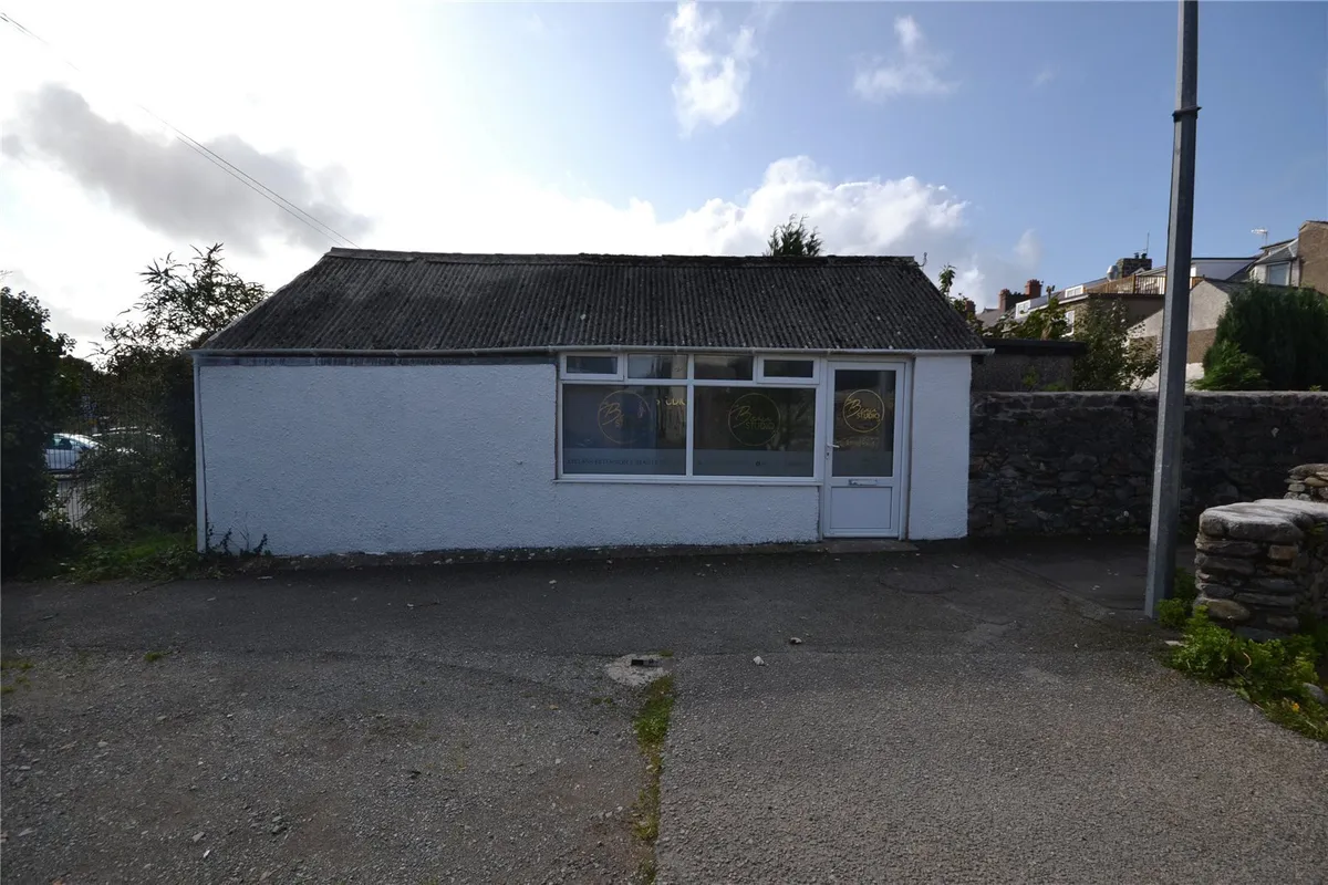 High Street, Criccieth, Gwynedd, LL52