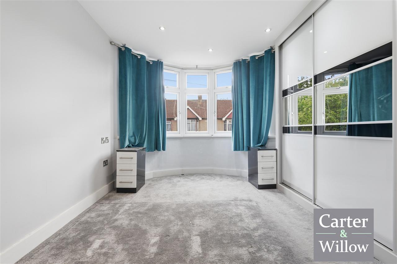 Netherfield Gardens, Barking, Essex Image 13