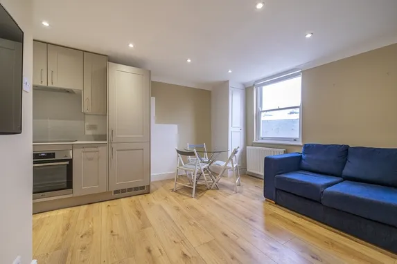 Earls Court Road London W8