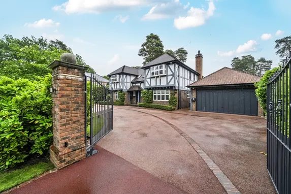 Brock Way, Virginia Water GU25
