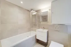 Vincent Square Westminster SW1P photo 3