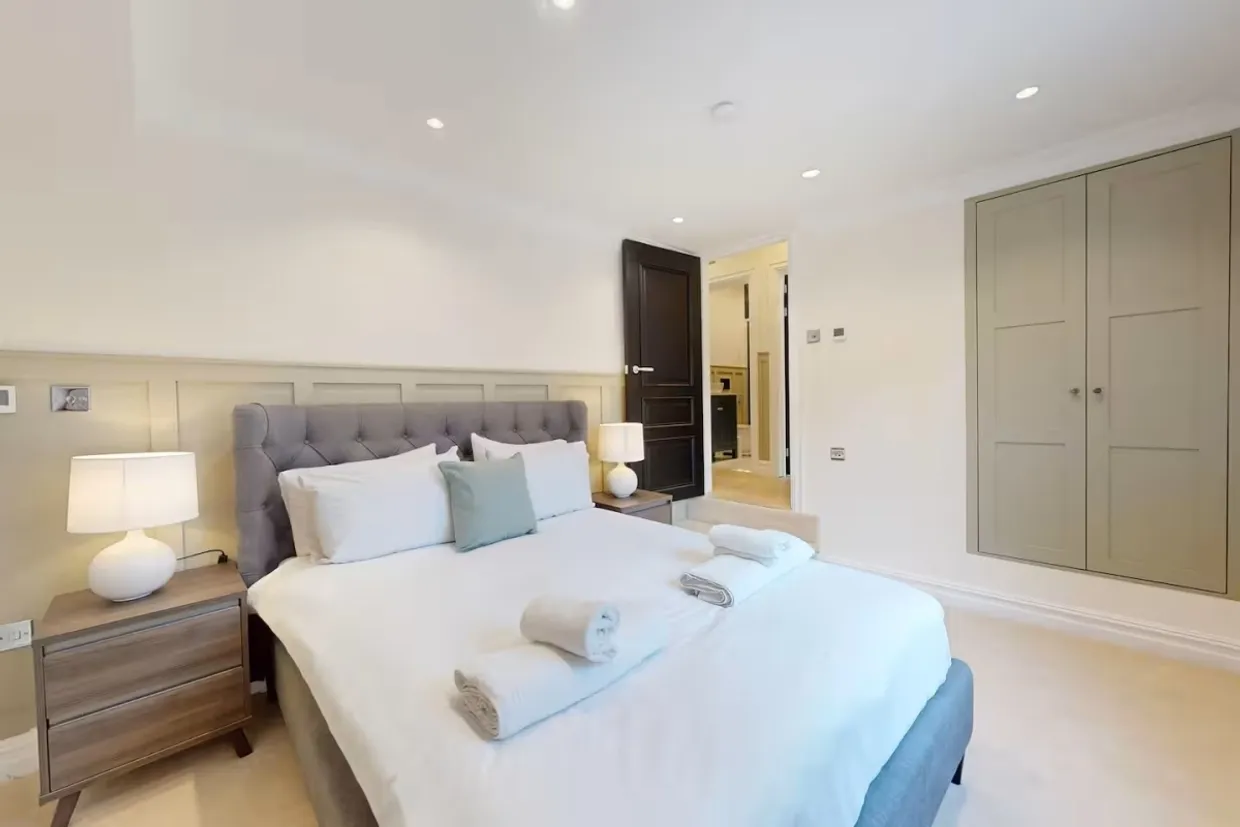 Larkfield Road Richmond TW9 photo 5