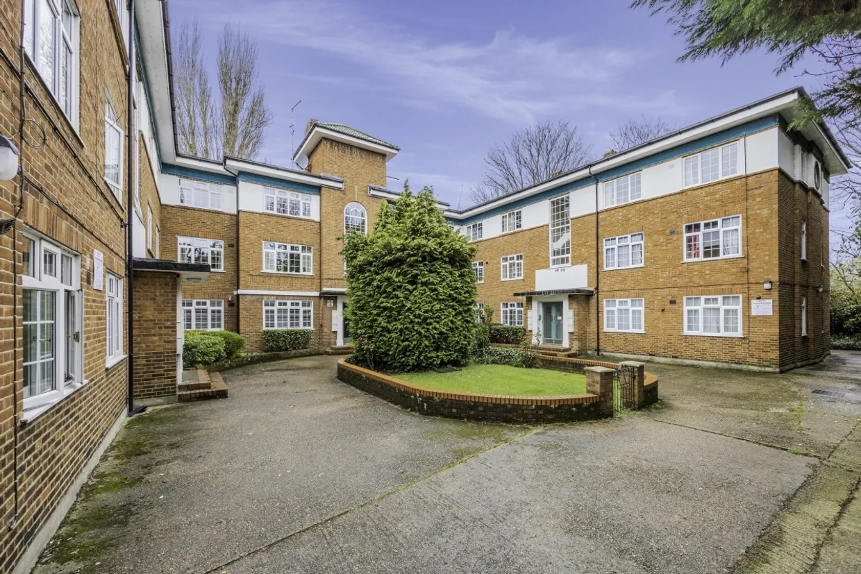Knights Park Kingston upon Thames KT1 photo 10