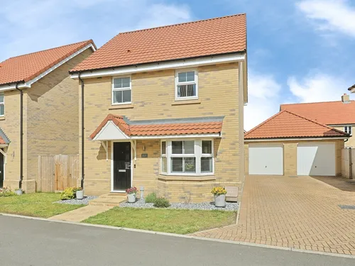 Crispin Road, Derehamphoto