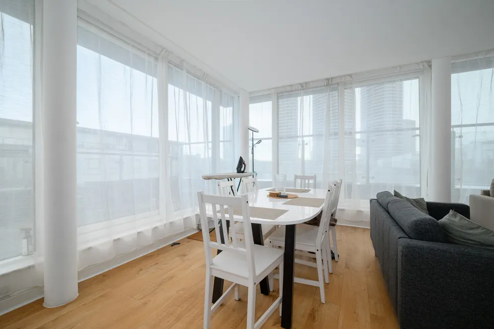 Boardwalk Place, London, E14 photo 13