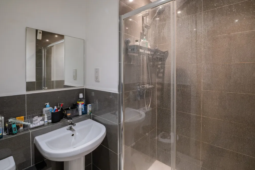 Boardwalk Place, London, E14 photo 18