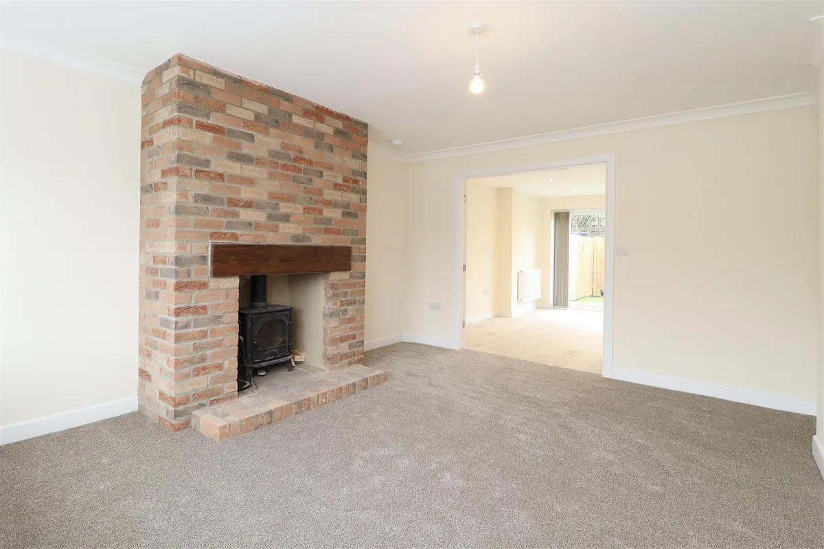 Beagle Ridge Drive, York