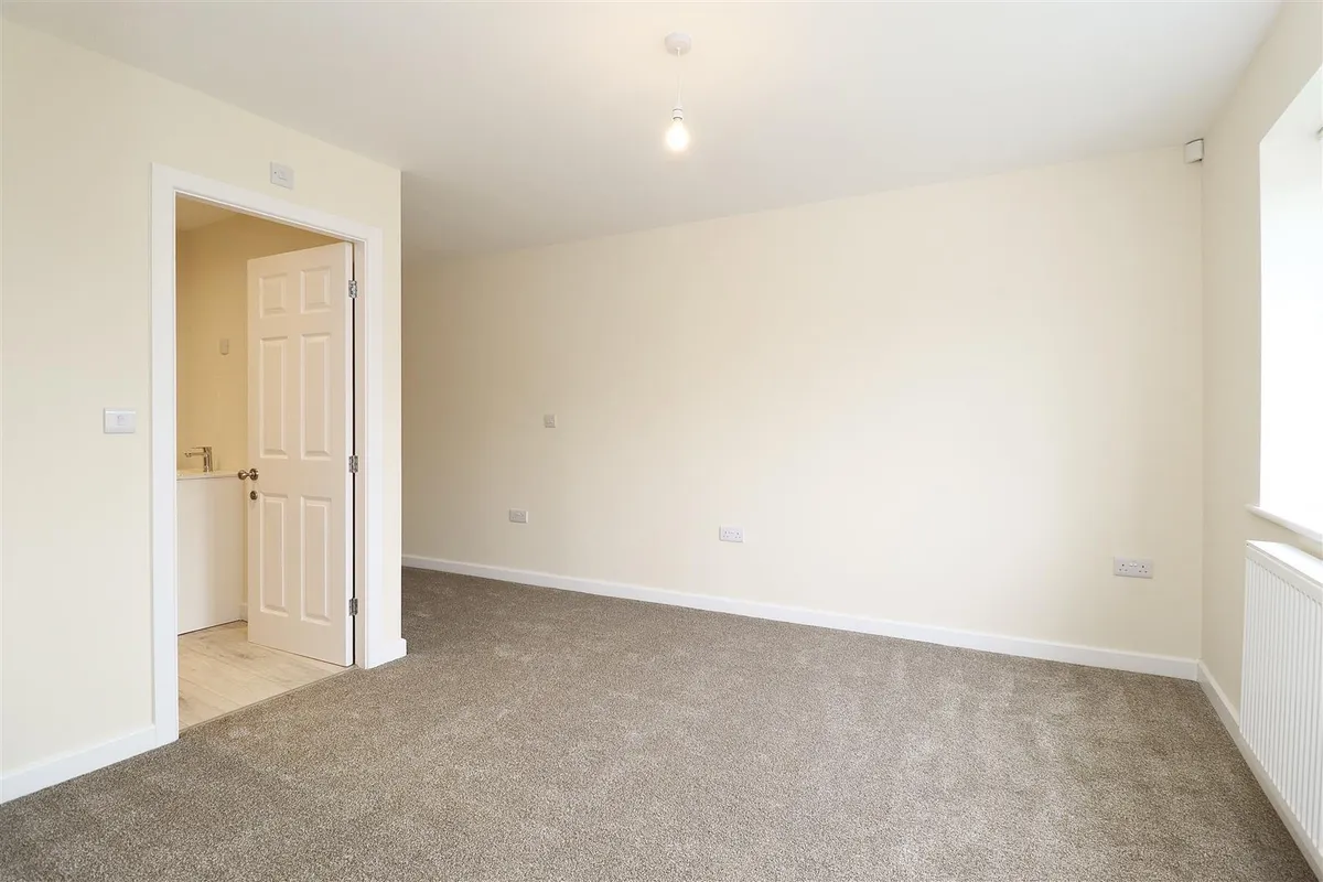 Beagle Ridge Drive, York