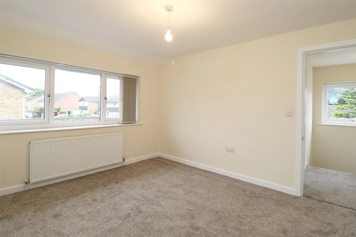 Beagle Ridge Drive, York