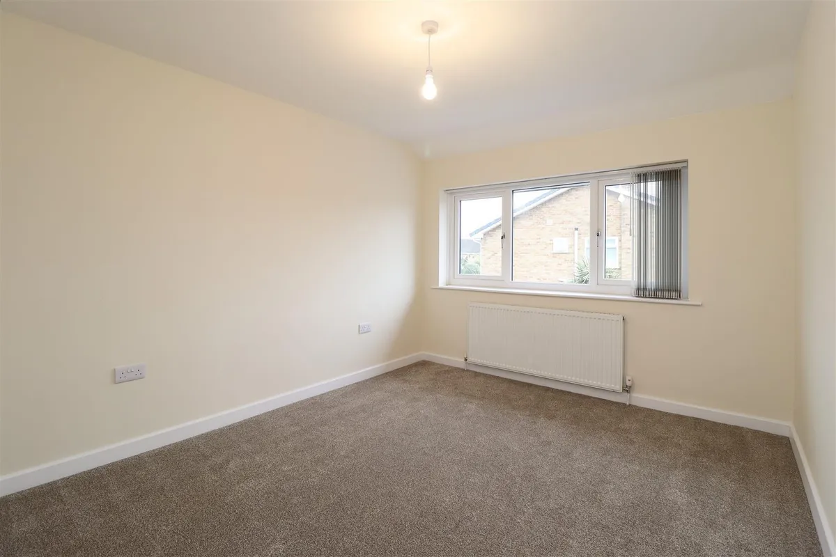 Beagle Ridge Drive, York