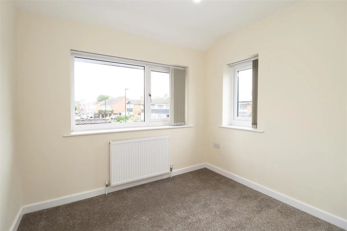 Beagle Ridge Drive, York