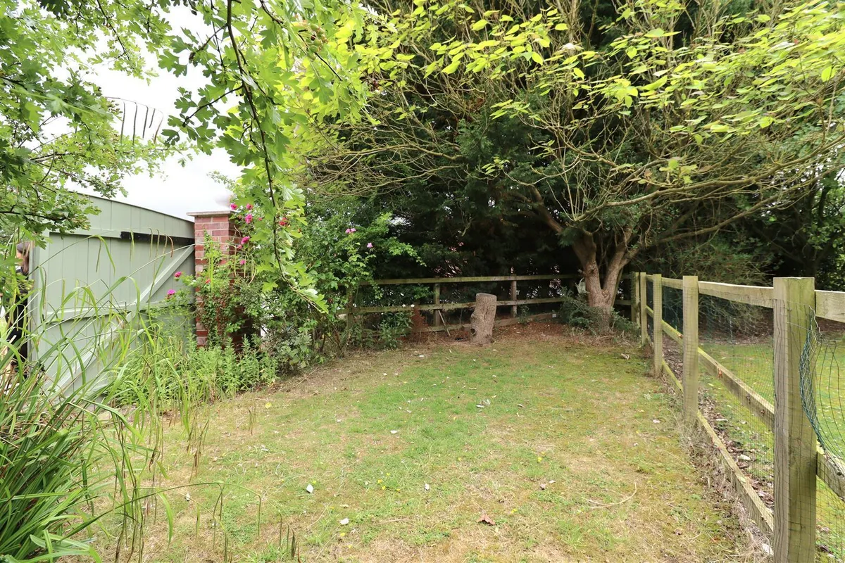 Main Road, Harlthorpe, Selby