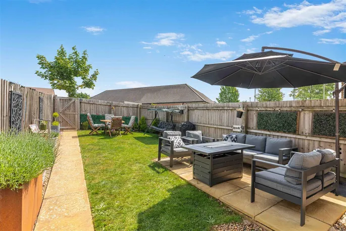 Property carousel image 14