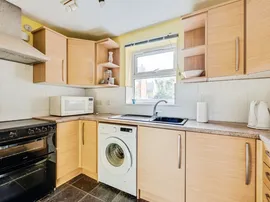Jackman Close, Abingdon thumb 2