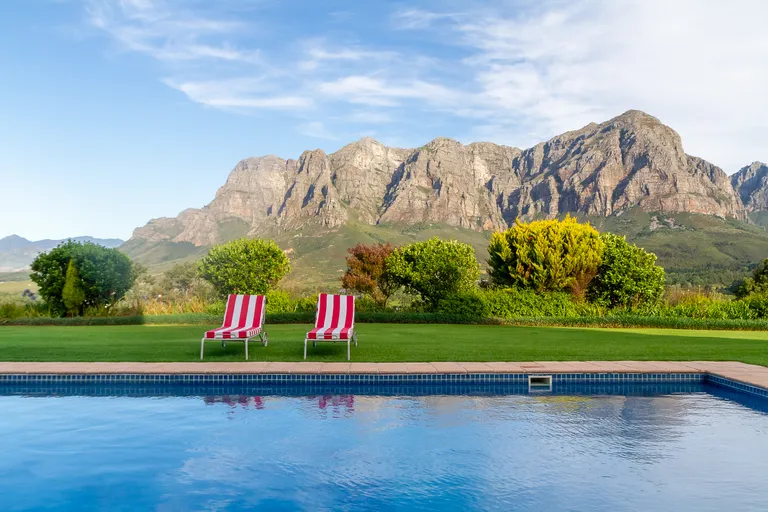 South Africa, Western Cape, Stellenbosch Farms, Zevenrivieren Rd, BMontagnes