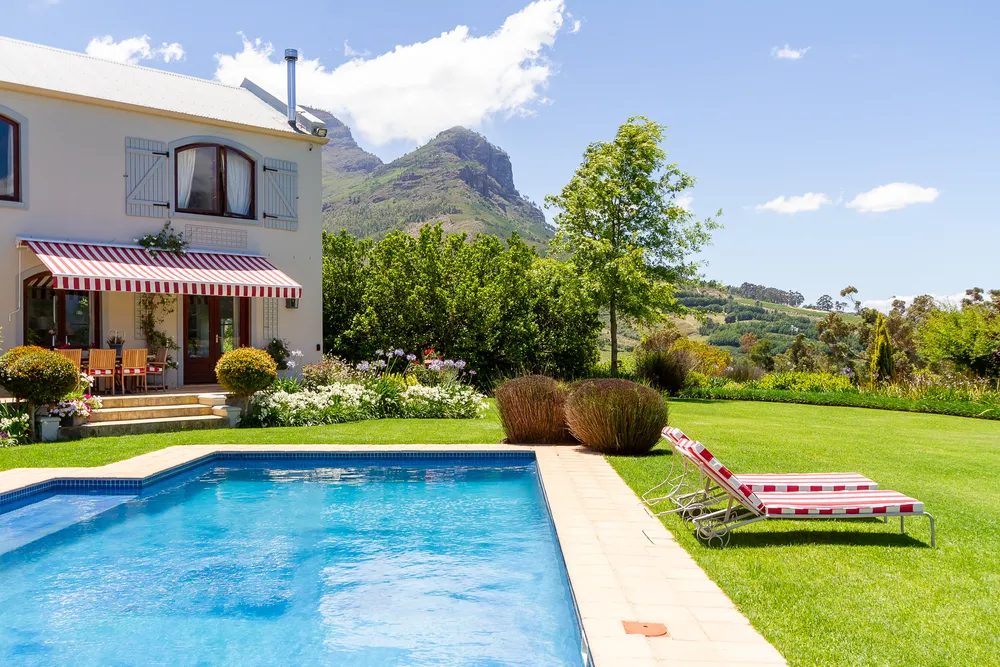 South Africa, Western Cape, Stellenbosch Farms, Zevenrivieren Rd, BMontagnes