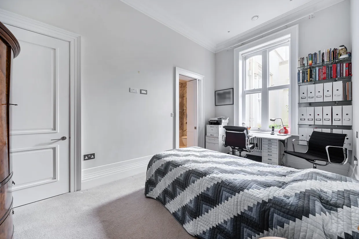 Westcott Road, Dorking, RH4 photo 7